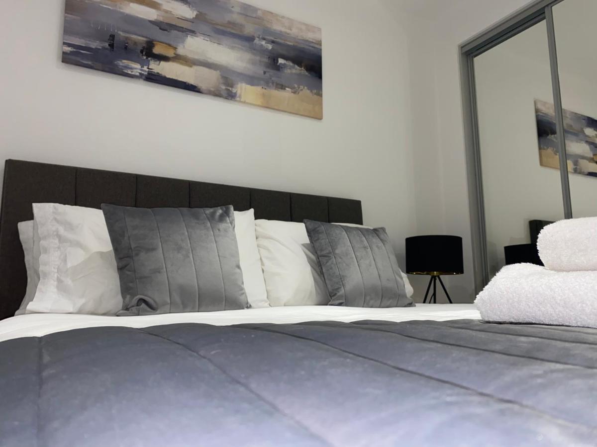 Roomotel - Broadoaks Apartments Solihull Eksteriør bilde