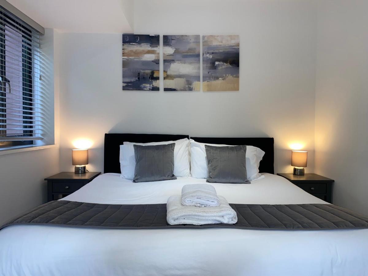 Roomotel - Broadoaks Apartments Solihull Eksteriør bilde