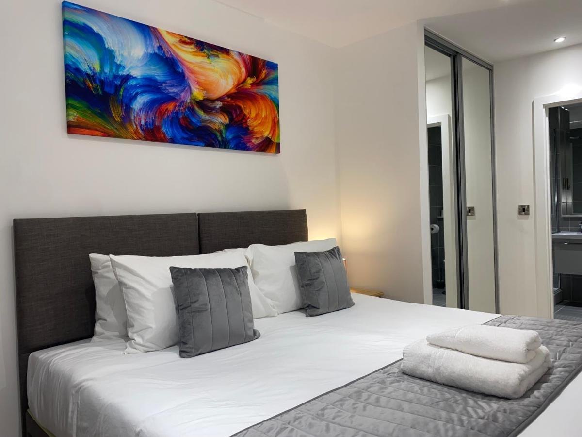 Roomotel - Broadoaks Apartments Solihull Eksteriør bilde