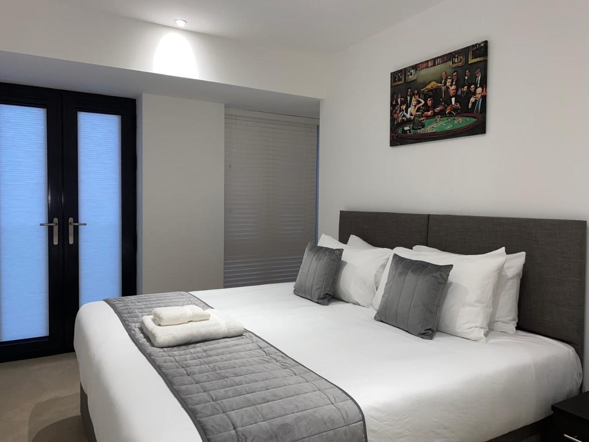 Roomotel - Broadoaks Apartments Solihull Eksteriør bilde